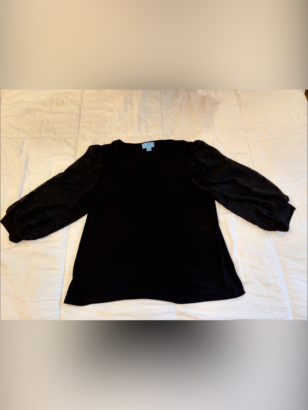 CeCe Black Puff-Sleeve Knit Top